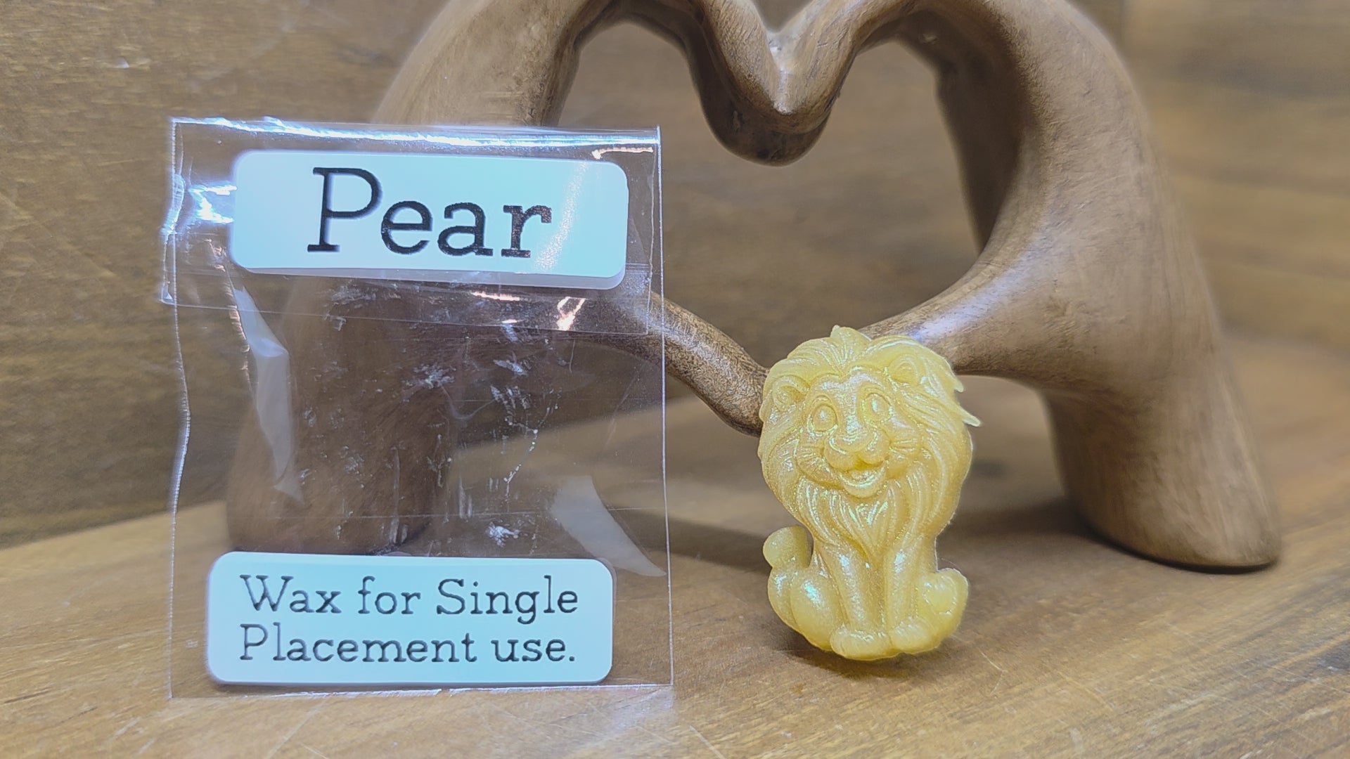 Wax 🦁 Lion - Pear