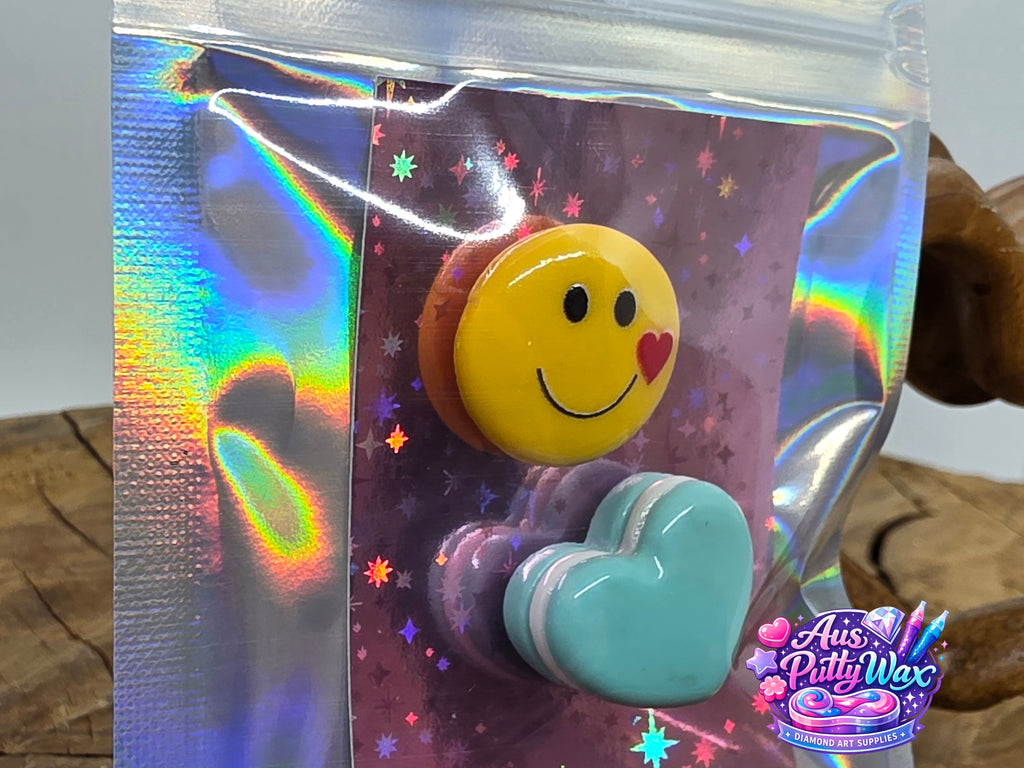 Smile & Green 💚 Macaroon Cover Minders Pack