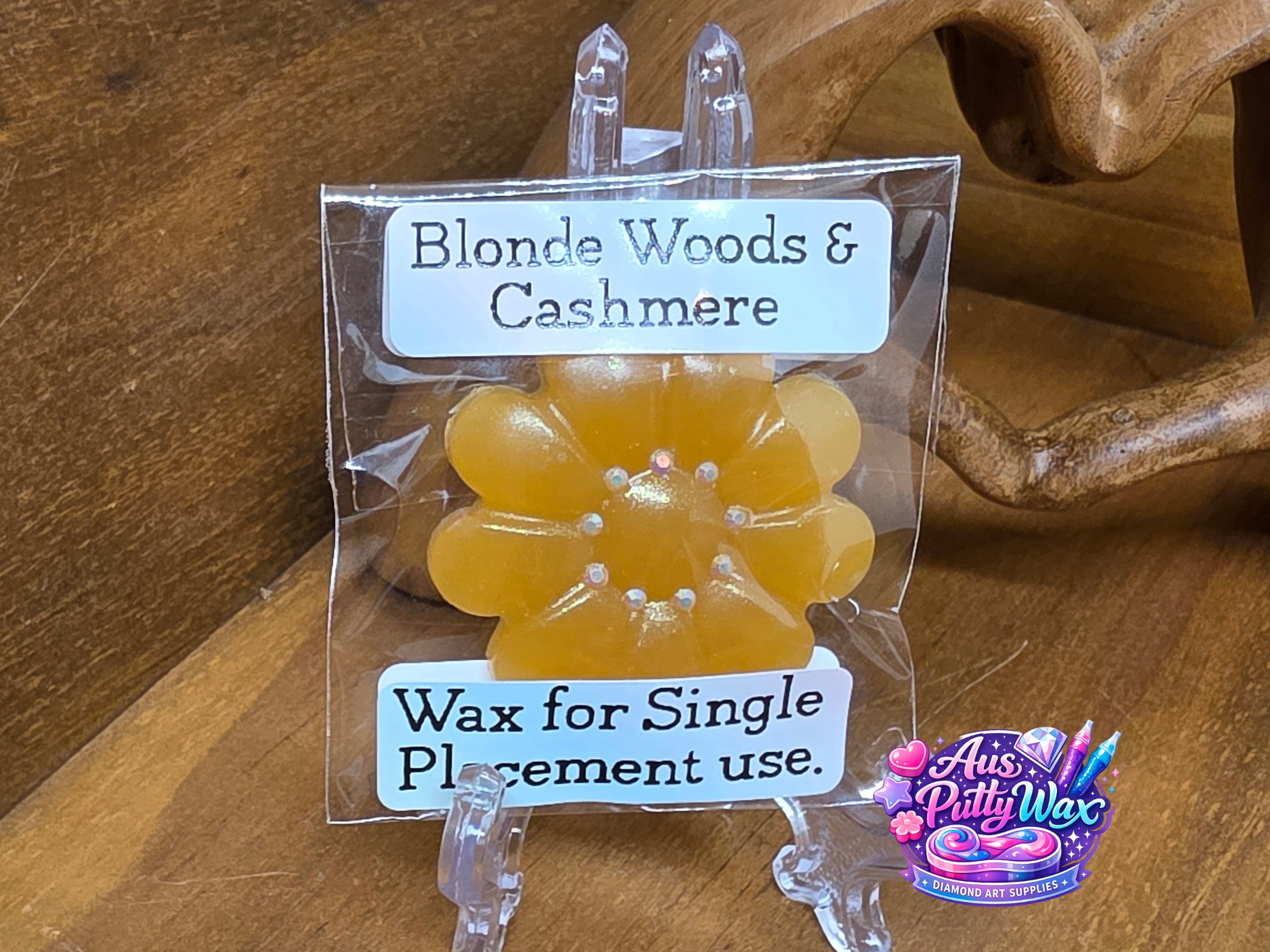 Blonde Woods & Cashmere Flower Wax