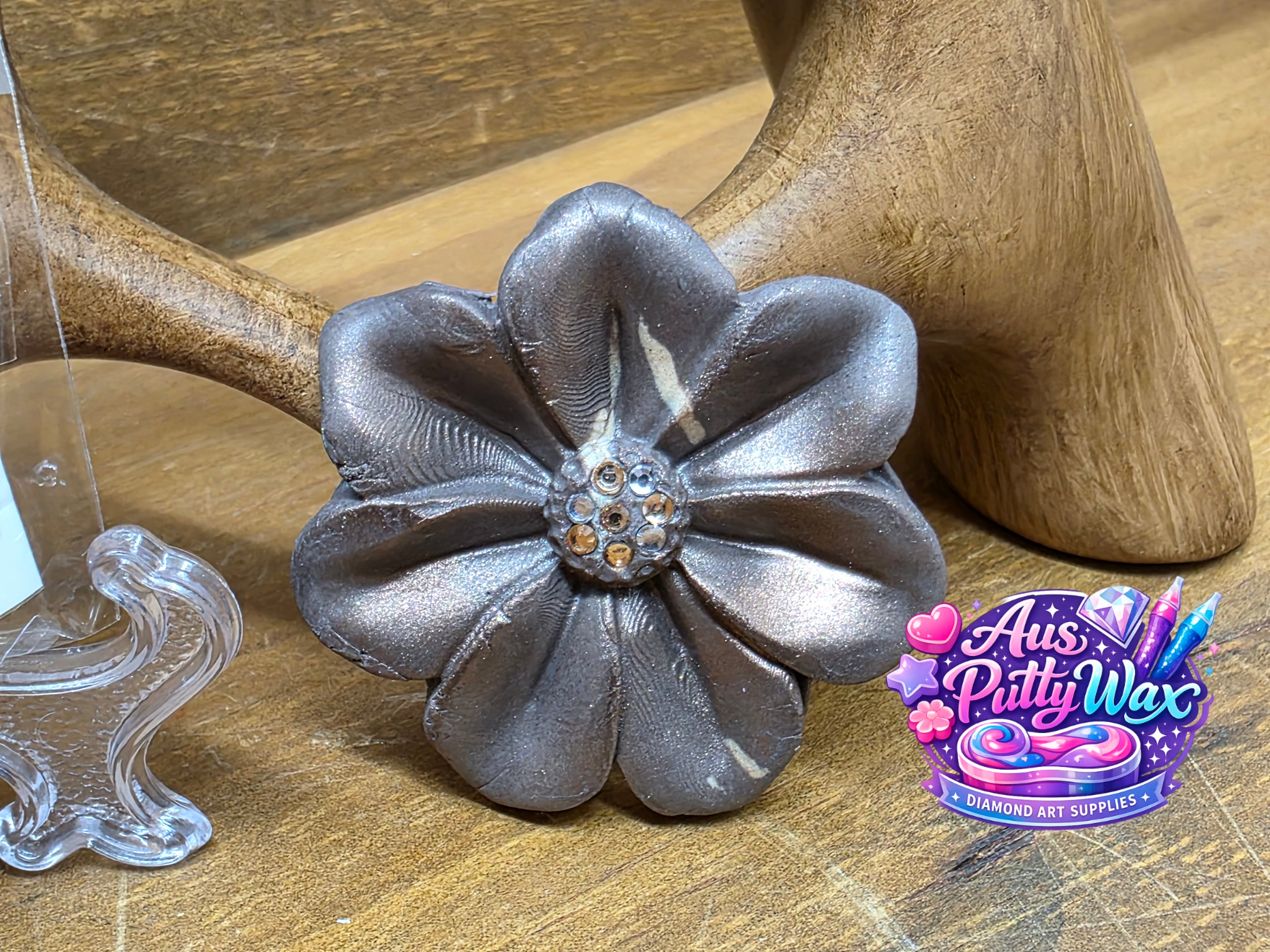 Tim Tam Flower Putty 🌺