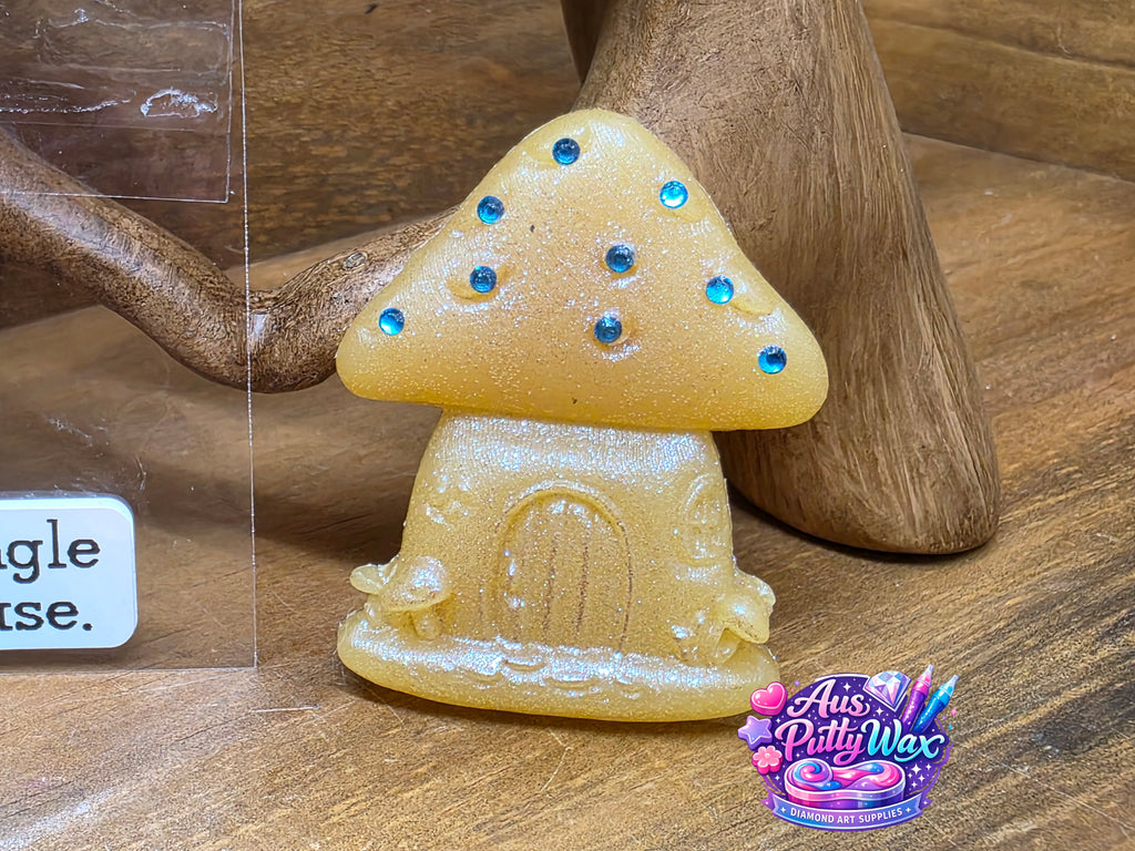 Tim Tam Fairy Mushroom House Wax