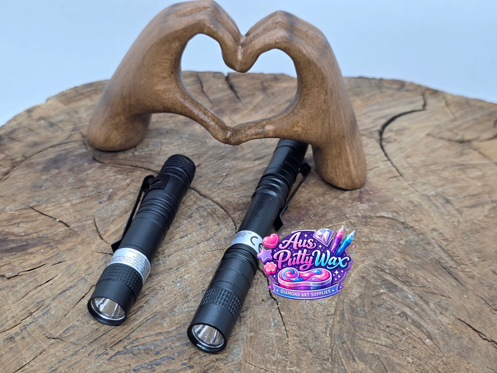 Pen-Style Black Light Torch: Sleek and Portable UV Detection