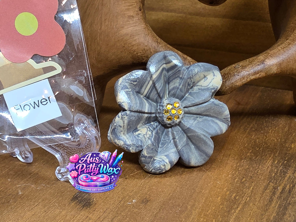 Black & Gold Flower Putty