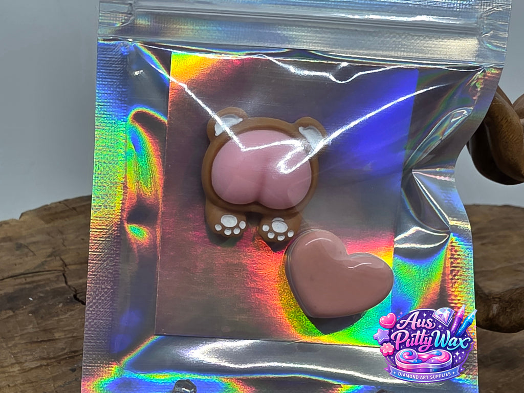 Bear Bottom & Light Pink Heart Macaroon Cover Minders Pack