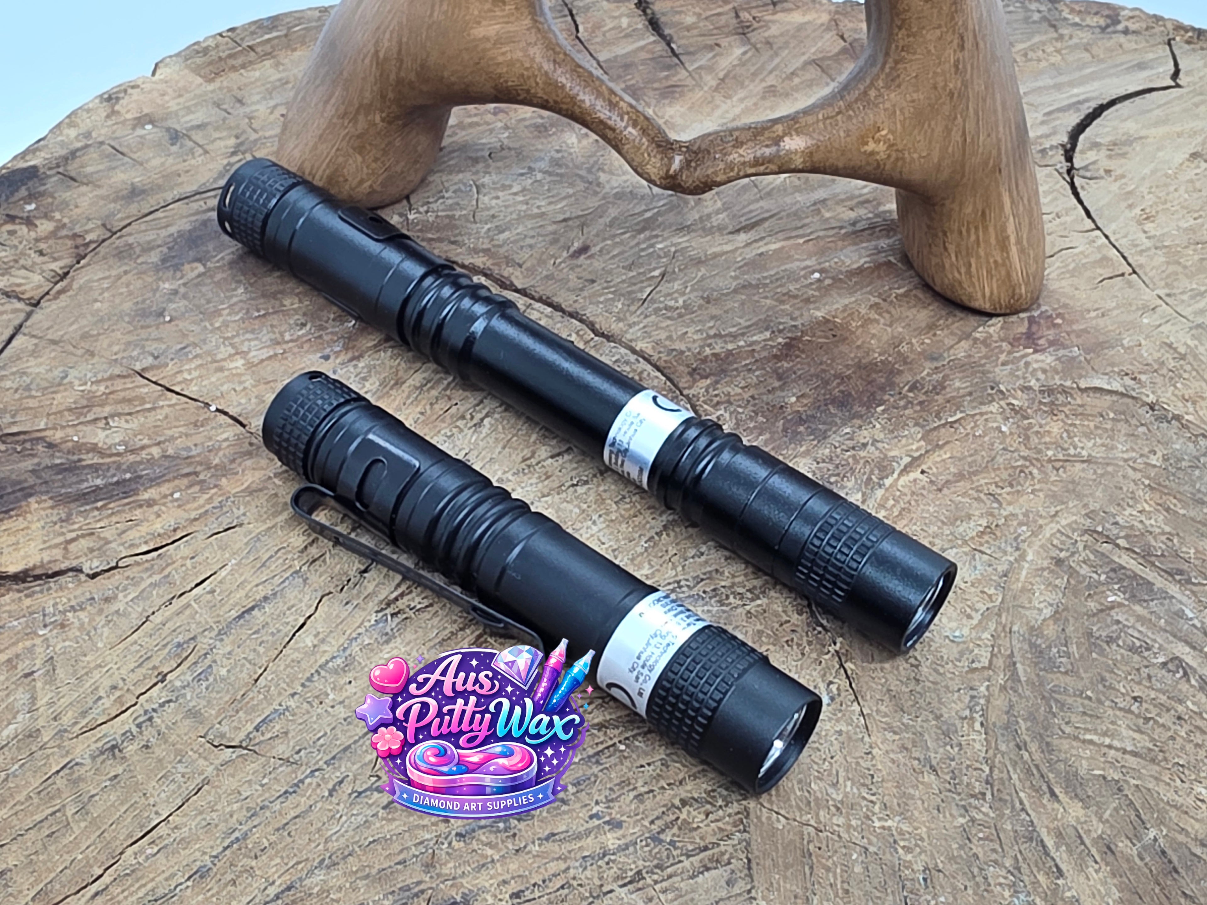 Pen-Style Black Light Torch: Sleek and Portable UV Detection