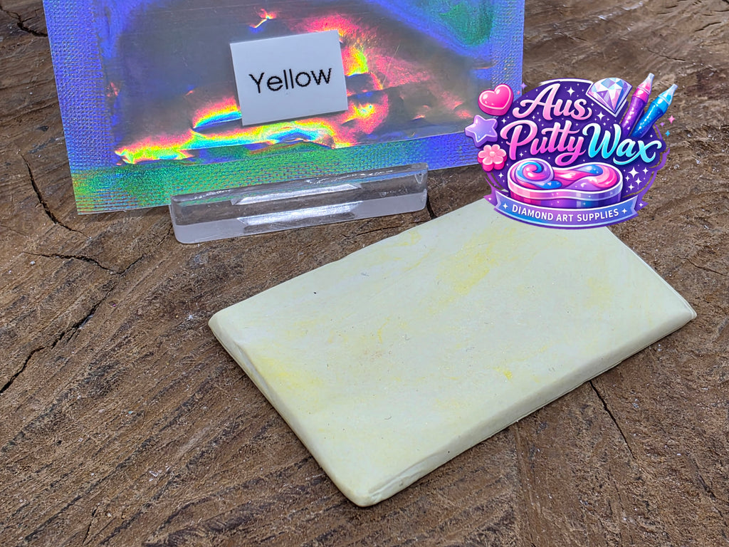 Banana lollies Putty